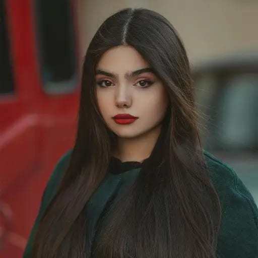 Tania R